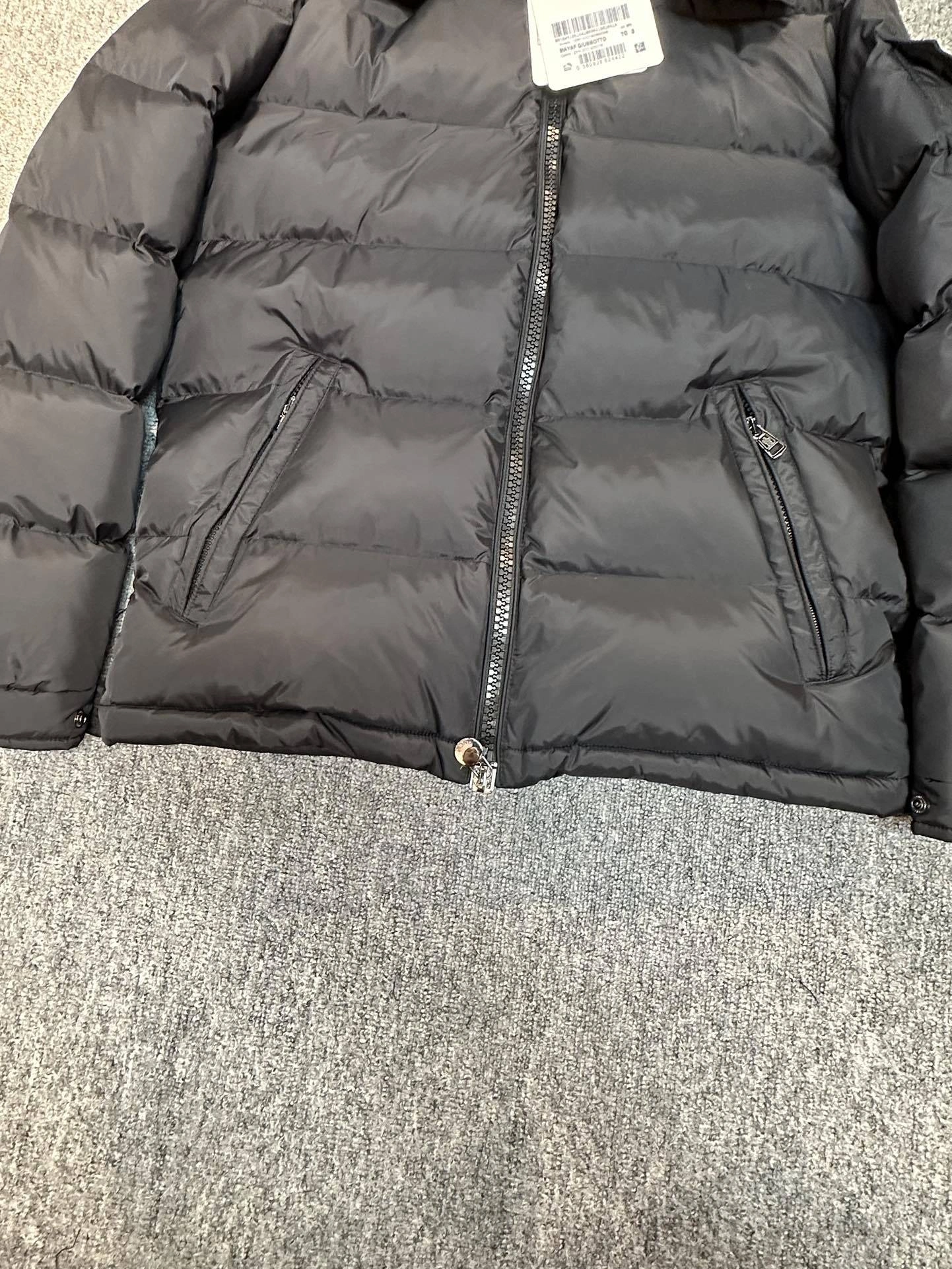 wg.luxury- 7o9385r down jacket oversized 2Colour item:D-F365I0706-2